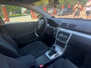 2010 Volkswagen Passat B6, серый, 880000 рублей, вид 4