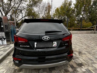 2017 Hyundai Santa Fe III Рестайлинг, чёрный, 2300000 рублей, вид 4