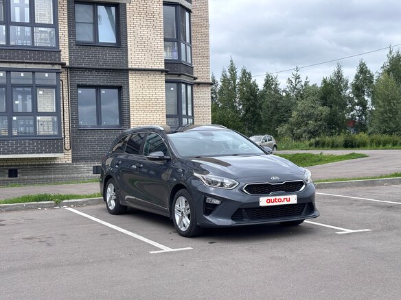 2019 Kia Ceed III, серый, 1800000 рублей - вид 4
