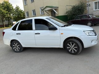2014 Lada (ВАЗ) Granta I, белый, 300000 рублей, вид 2