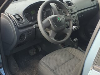 2011 Skoda Fabia II Рестайлинг, серый, 600000 рублей, вид 4