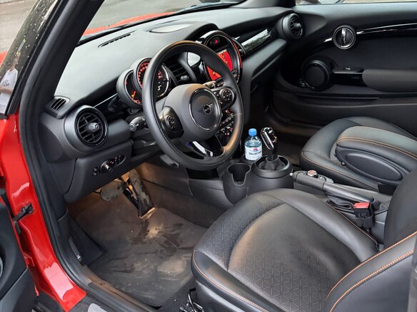 2021 Mini Hatch Cooper III (F55/F56) Рестайлинг, оранжевый, 2150000 рублей - вид 12