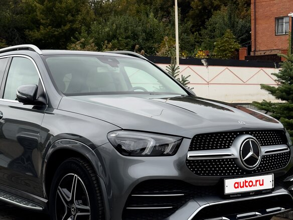 2019 Mercedes-Benz GLE 450 II (V167), серый, 7775000 рублей - вид 1