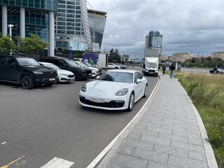 2019 Porsche Panamera Turbo Sport Turismo II, белый, 9000000 рублей, вид 4