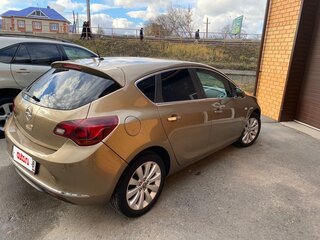 2012 Opel Astra J Рестайлинг, бежевый, 999000 рублей, вид 2