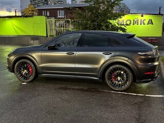 2021 Porsche Cayenne GTS Coupé III, чёрный, 12900000 рублей, вид 5