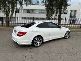 2014 Mercedes-Benz C-Класс 180 III (W204) Рестайлинг, белый, 1630000 рублей, вид 1