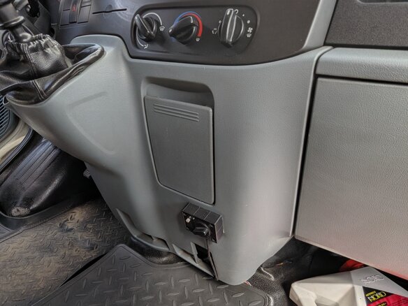 2012 Ford Transit, белый, 1300000 рублей - вид 10