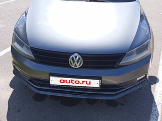 2015 Volkswagen Jetta VI Рестайлинг, серый, 880000 рублей, вид 1