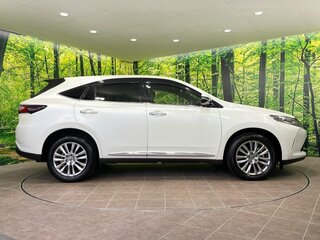 2018 Toyota Harrier III (XU60) Рестайлинг, белый, 2230203 рублей, вид 4