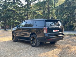 2021 Chevrolet Tahoe V, чёрный, 7900000 рублей, вид 4