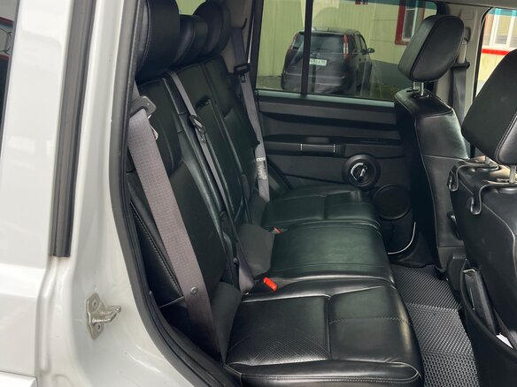 2008 Jeep Commander, серебристый, 1200000 рублей - вид 19