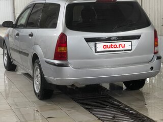 2003 Ford Focus I Рестайлинг, серебристый, 135000 рублей, вид 2