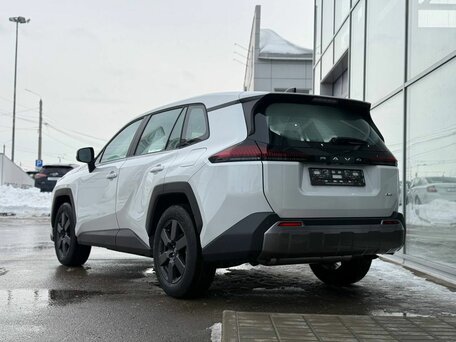 2026 Toyota RAV4 VI (XA60), белый, 4500000 рублей, вид 2