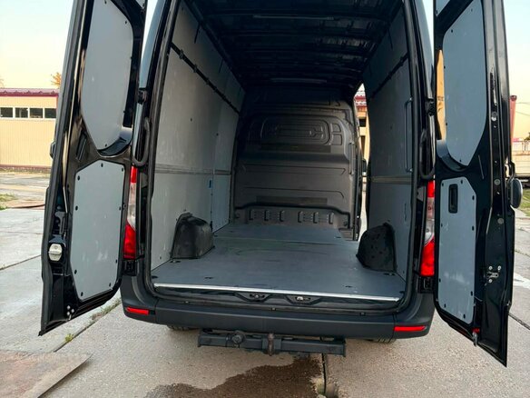 2023 Mercedes-Benz Sprinter, чёрный, 5700000 рублей - вид 14