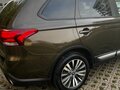 2020 Mitsubishi Outlander III Рестайлинг 3, коричневый, 1900000 рублей - вид 2