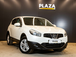 2013 Nissan Qashqai I Рестайлинг, белый, 1297000 рублей, вид 2