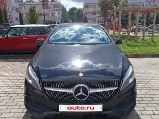 2017 Mercedes-Benz A-Класс 180 III (W176) Рестайлинг, чёрный, 1600000 рублей, вид 3