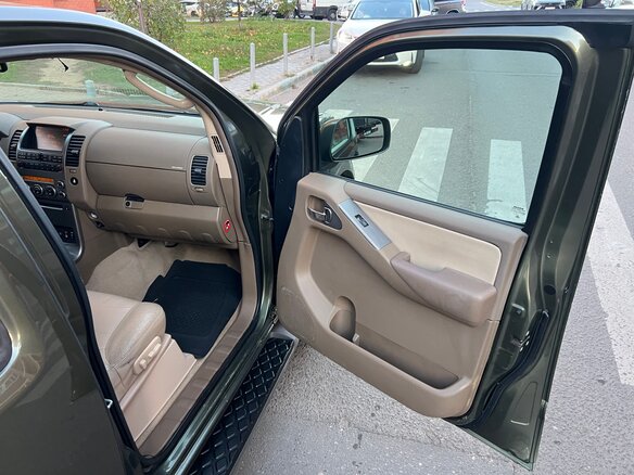 2005 Nissan Pathfinder III, зелёный - вид 14
