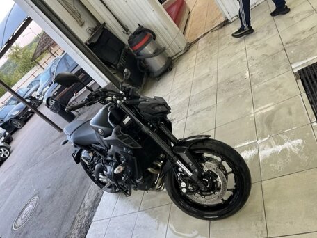 2019 Yamaha MT-09 (FZ-09), чёрный, 1200000 рублей, вид 5