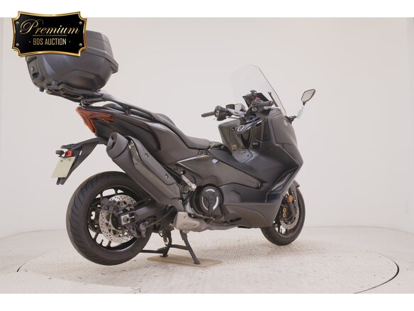 2023 Yamaha TMAX, коричневый, 1100000 рублей - вид 4