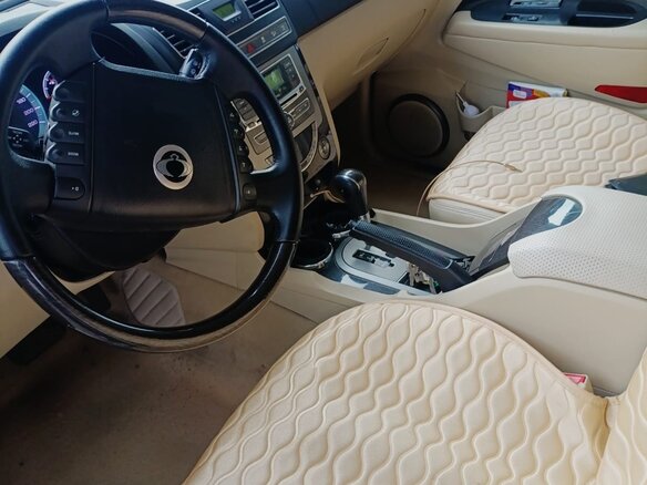 2012 SsangYong Rexton III, чёрный, 1650000 рублей - вид 10