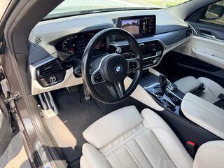 2021 BMW 6 серии Gran Turismo 630i IV (G32) Рестайлинг, серый, 3900000 рублей, вид 4
