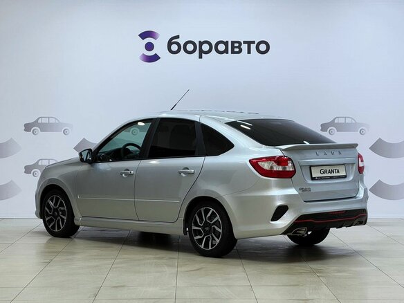 2026 Lada (ВАЗ) Granta Drive Active/Sportline Sportline I Рестайлинг, серебристый, 1424000 рублей - вид 4