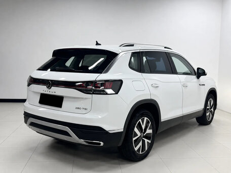 2023 Volkswagen Tayron I Рестайлинг, белый, 2454765 рублей, вид 4