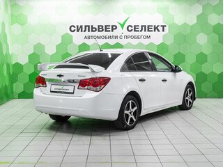 2012 Chevrolet Cruze I, белый, 550000 рублей, вид 2