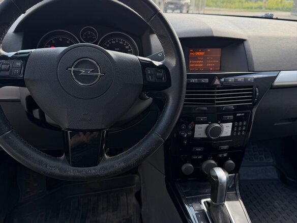 2012 Opel Astra H Рестайлинг, чёрный, 460000 рублей - вид 8