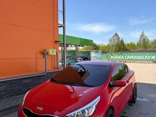 2014 Kia Ceed II, красный, 950000 рублей, вид 4