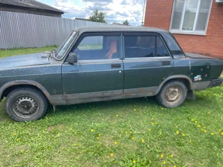 2010 Lada (ВАЗ) 2107, зелёный, 65000 рублей, вид 3