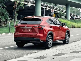 2017 Lexus NX 200 I Рестайлинг, красный, 2790000 рублей, вид 4