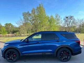 2021 Ford Explorer VI, синий, 3000000 рублей, вид 4