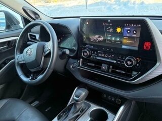 2025 Toyota Highlander IV (XU70), чёрный, 4900000 рублей, вид 5