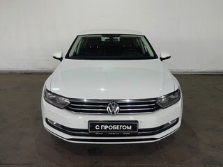 2018 Volkswagen Passat B8, белый, 1899000 рублей, вид 2