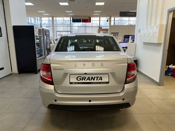 2026 Lada (ВАЗ) Granta I Рестайлинг, серебристый - вид 5