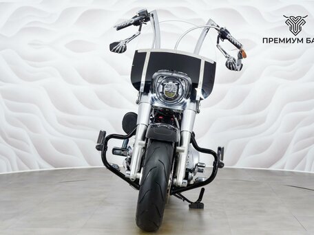 2017 Harley-Davidson Fat Boy, чёрный, 1779000 рублей, вид 4