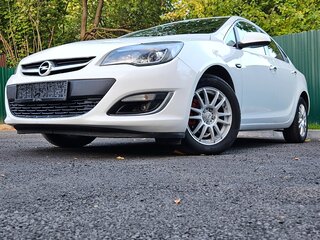 2013 Opel Astra J Рестайлинг, белый, 690000 рублей, вид 5