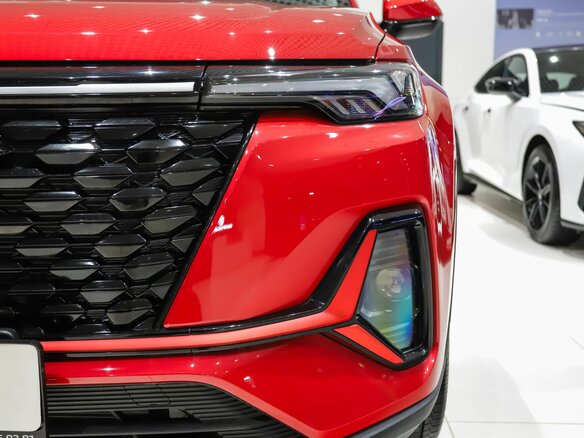 2025 Changan CS35 Plus I Рестайлинг, красный - вид 7