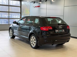 2010 Audi A3 II (8P) Рестайлинг 2, чёрный, 737000 рублей, вид 4