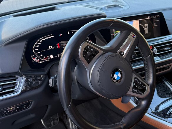 2021 BMW X5 40i IV (G05/G18), серый, 6500000 рублей - вид 5
