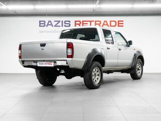 2010 Nissan NP300, серебристый, 1040000 рублей, вид 5