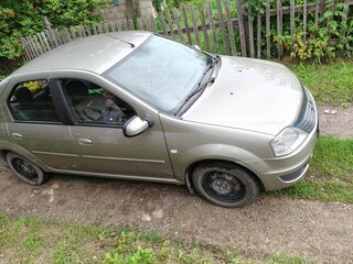2010 Renault Logan I Рестайлинг, бежевый, 400000 рублей, вид 2