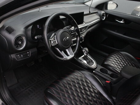 2018 Kia Cerato IV, чёрный, 1685000 рублей, вид 5