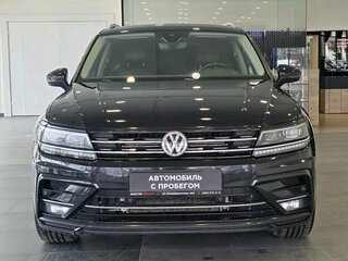 2020 Volkswagen Tiguan II, чёрный, 2639000 рублей, вид 3