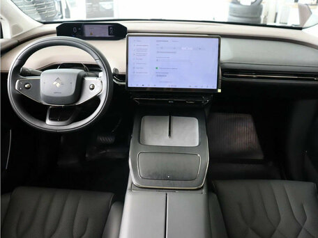 2026 GAC Hyptec HT, чёрный, 5999000 рублей, вид 4