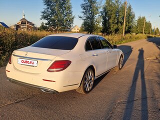 2019 Mercedes-Benz E-Класс 220 d V (W213, S213, C238), белый, 3199000 рублей, вид 5