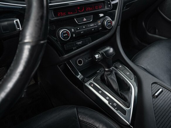 2014 Kia Optima III Рестайлинг, чёрный, 989999 рублей - вид 19